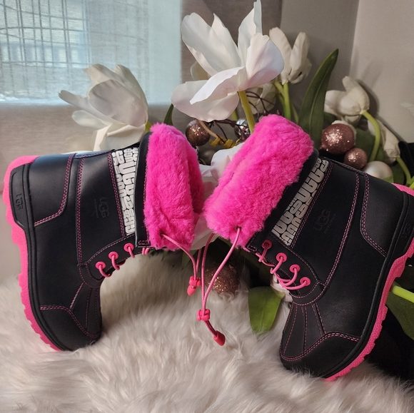 Ugg Kids Butte II Cwr Snow Boot new - Picture 4 of 8